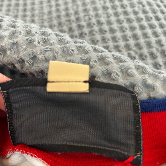 Authentic Gucci Little Bear Short Tee,with Bleach Damage. Size Medium.See pics. - Picture 9 of 14